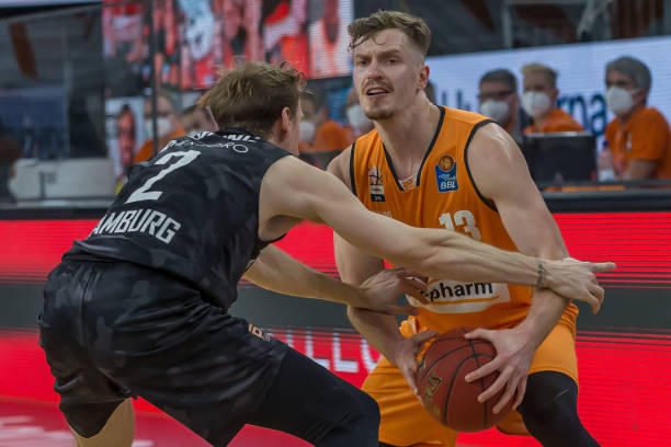 对巴西形成 对巴西形成