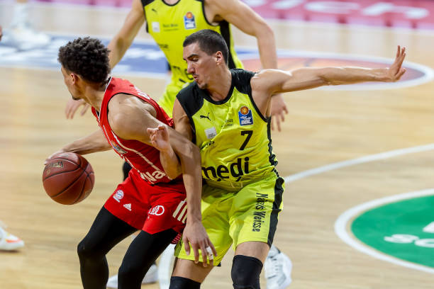 中场球员的 中场球员的