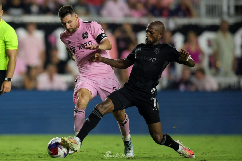 他强调定位 他强调定位