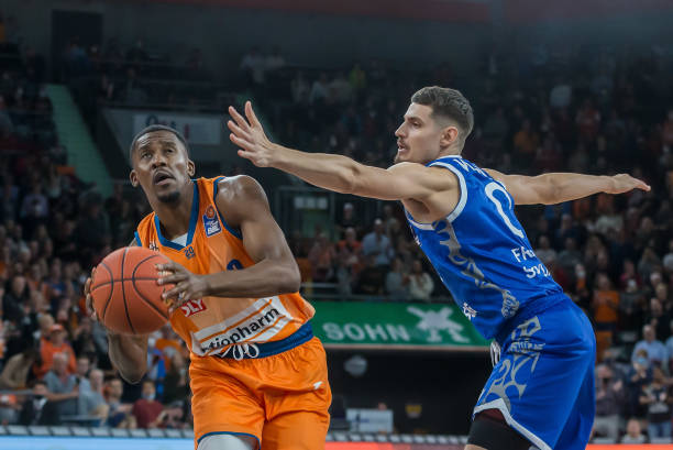 上的主动 上的主动